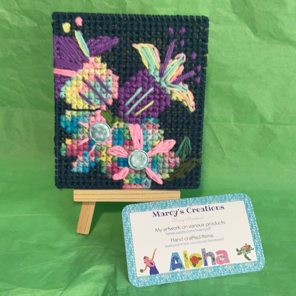 Flower 🌸 mini art design with easel . 🌺